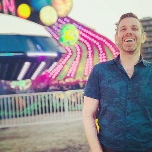 Meet your Posher, Elliot